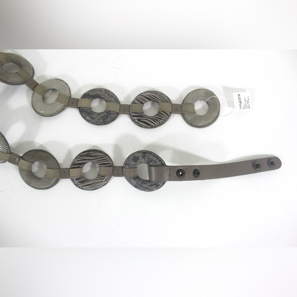 Grey Leather Link Stretch Belt Donut Rings Small - Picture 8 of 11